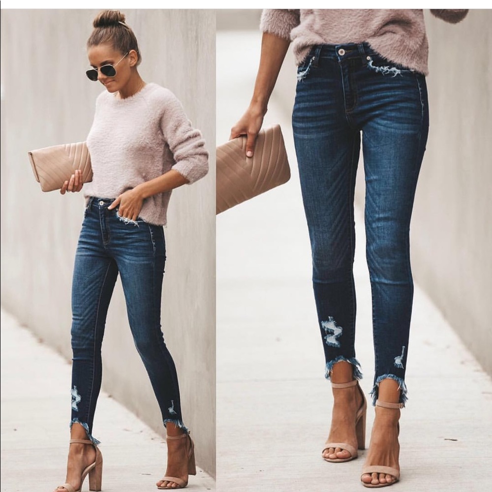 Vici collection size 7 Frayed ankle skinny jeans